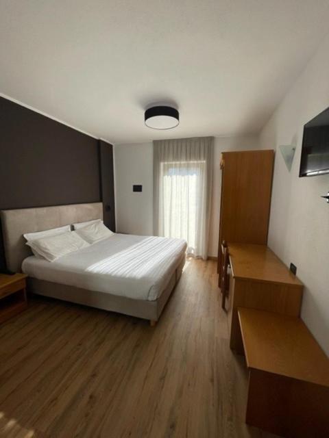Hotel Rosa Alpina Andalo Bagian luar foto