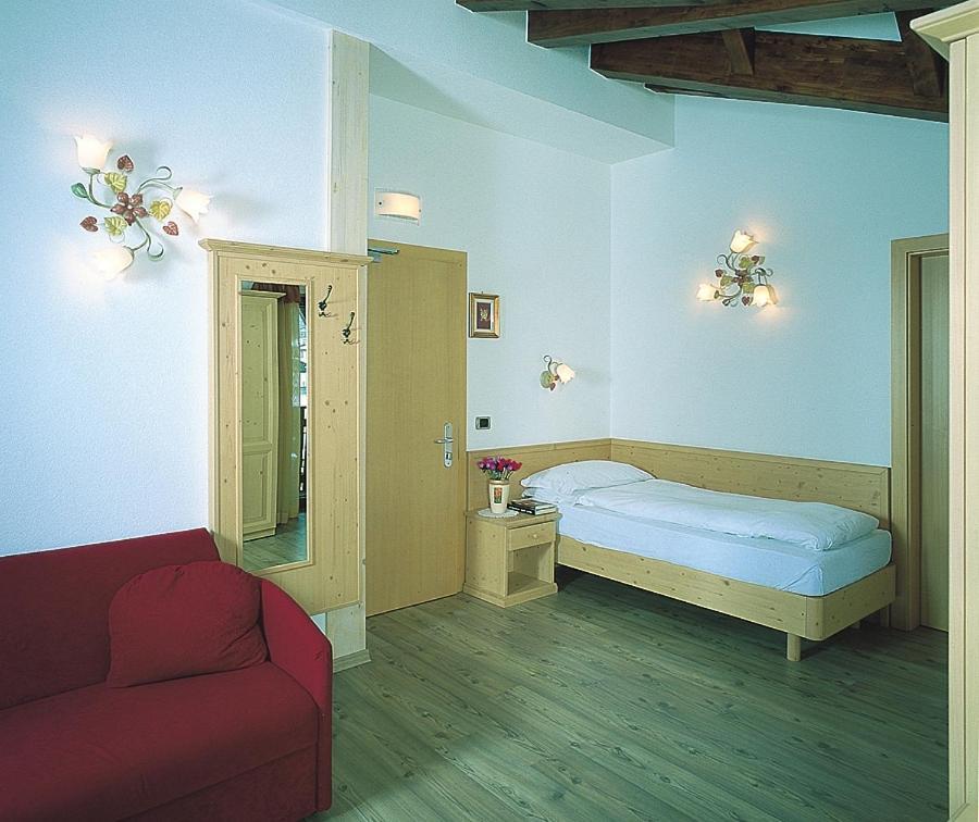 Hotel Rosa Alpina Andalo Bagian luar foto
