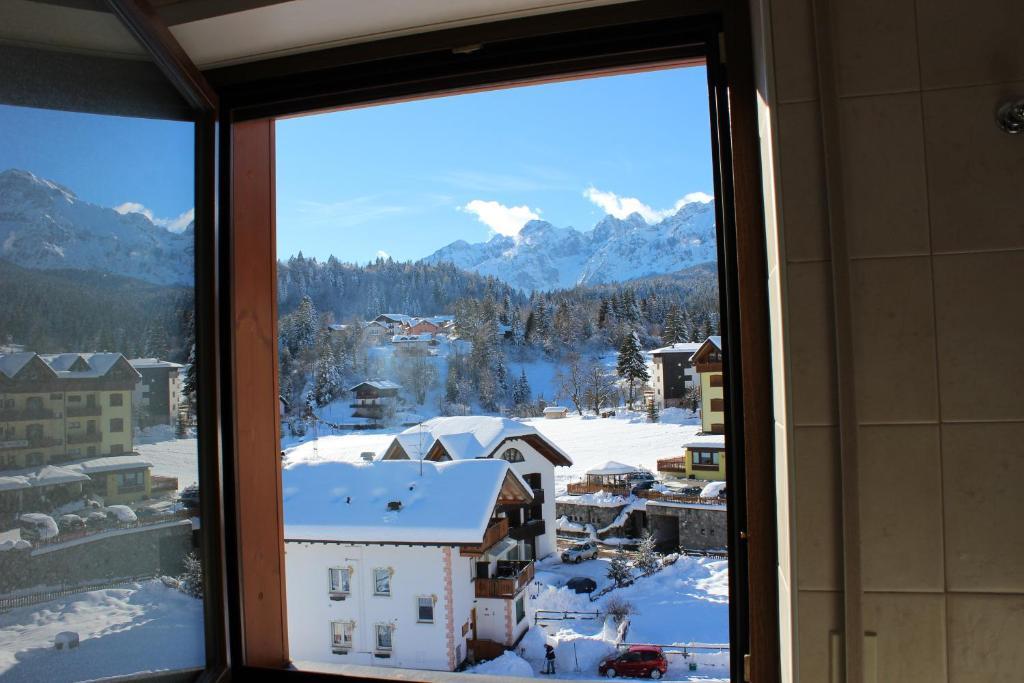 Hotel Rosa Alpina Andalo Ruang foto