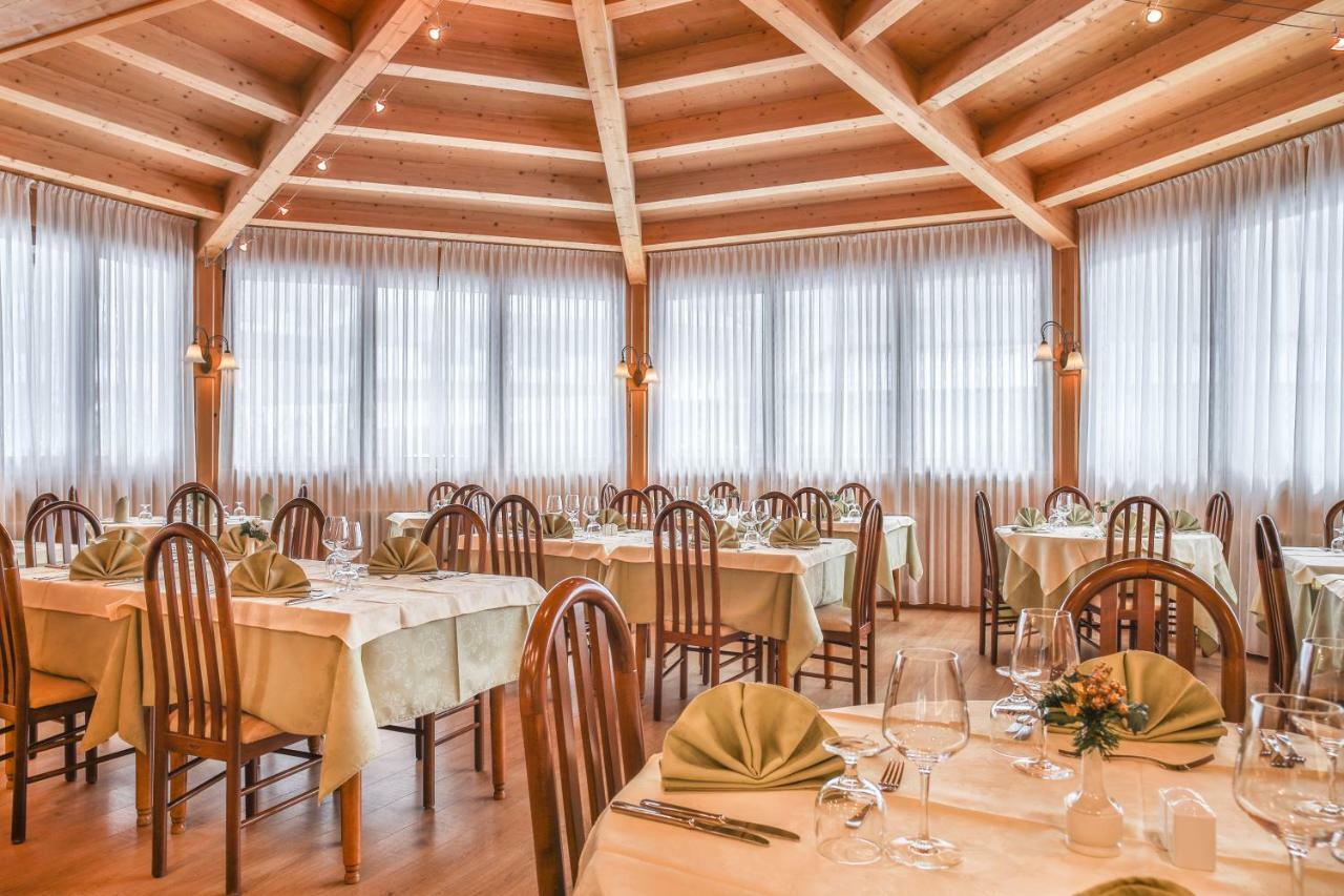 Hotel Rosa Alpina Andalo Bagian luar foto