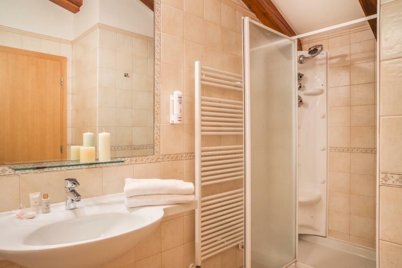 Hotel Rosa Alpina Andalo Bagian luar foto